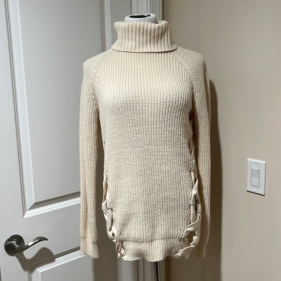TOBI Biege Criss Cross Turtleneck Sweater - Picture 1 of 9